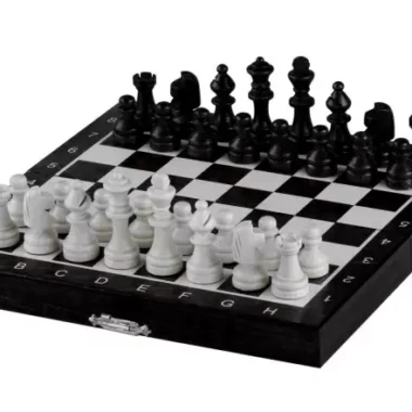Jeu d’Echecs Mini en Bois Noir et Blanc – Portable, Magnétique et Compact