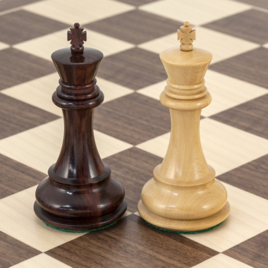 Ensemble d’échecs de luxe Sentinel en bois de rose et noyer