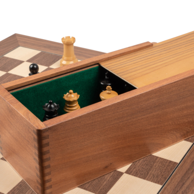 Jeu d’Échecs Staunton 1890 de Luxe en Bois de Buis et Ébène avec Échiquier en Noyer et Érable – Roi 8,9 cm