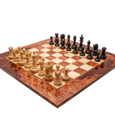 Grand Jeu d’Echecs de Salon en Bois de Buis Ebonisé avec Echiquier en Loupe d’Orme et d’Erable – Format Luxe