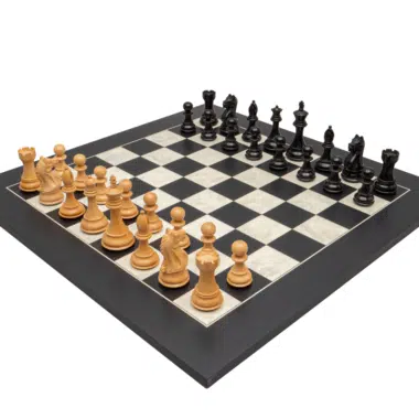 Ensemble de Jeu d Echecs Noir et Blanc : Pieces Echecs en Bois de Buis Ebonise et Echiquier en Bois d'Erable