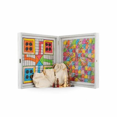 Ensemble Jeux 4 en 1 Rétro : Échecs, Backgammon, Ludo et Serpents