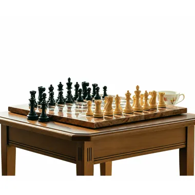 Jeu d'échecs Luxe Highgrove éclairé par la lumière naturelle - Le Palais Des Echecs