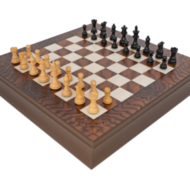 Jeu d'échecs Kingsclere luxe ébène et noyer en position de départ