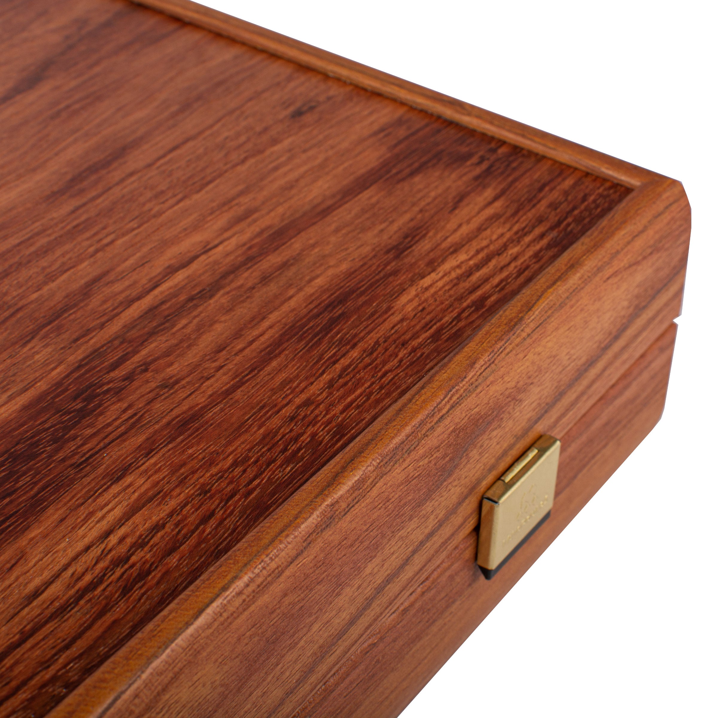 Détail du haut du coffret de backgammon en noyer - Le Palais Des Echecs