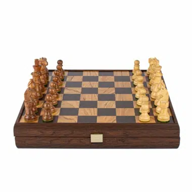 Jeu d'échecs Noyer 40x40 cm avec pièces Staunton vues de face - Le Palais Des Echecs