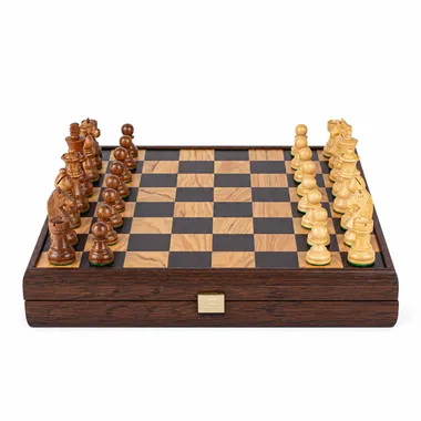Jeu d'échecs Noyer 40x40 cm avec pièces Staunton vues de face - Le Palais Des Echecs