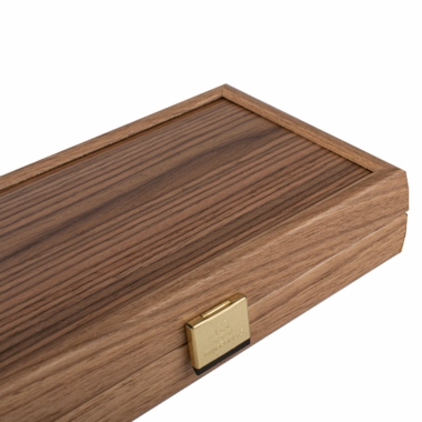 Fermeture en métal doré du coffret de backgammon en bois de noyer - Le Palais Des Echecs