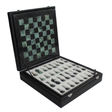 Jeu d’échecs en marbre noir et vert de 30 cm avec coffret