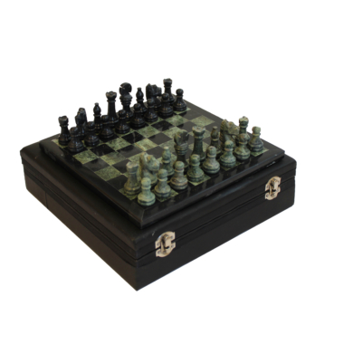Jeu d’échecs en marbre noir et vert sur échiquier de 23 cm