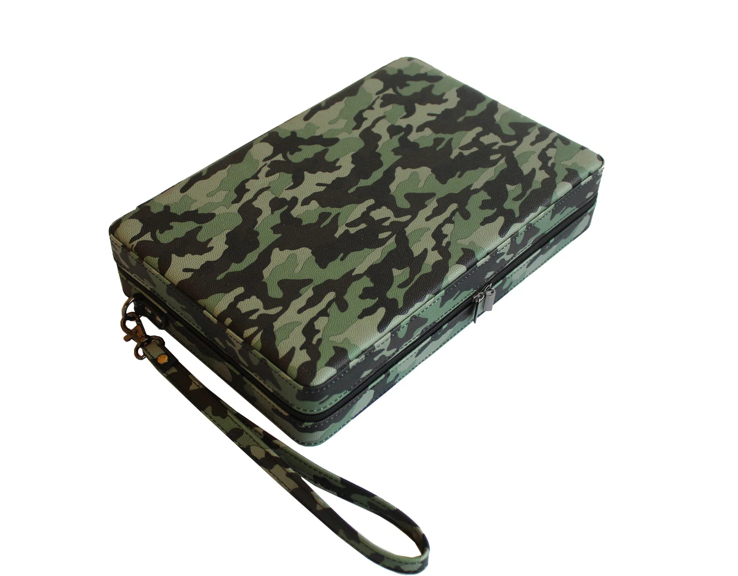 Mallette de backgammon fermée motif camouflage avec dragonne de transport.