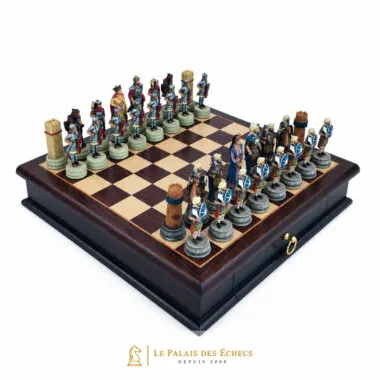 Jeu d'échecs thématique Romains contre Arabes complet sur échiquier coffret en palissandre 32cm