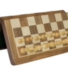 Jeu d'échecs en bois avec un assemblage symétrique, idéal pour les passionnés - Le Palais Des Echecs