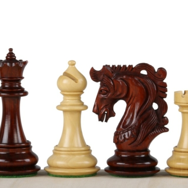 Jeu d'échecs en bois sombre et clair, style Staunton, mise en avant harmonieuse - Le Palais Des Echecs