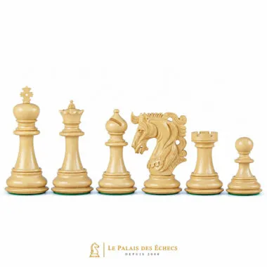 Pièces d'échecs classiques Staunton en bois clair, détail élégant - Le Palais Des Echecs