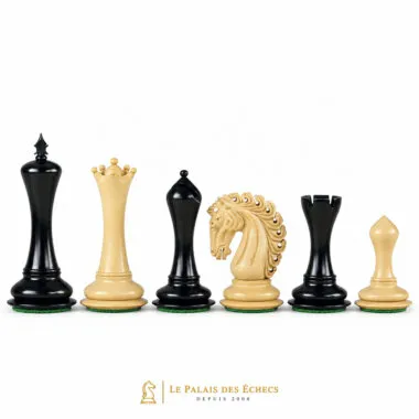 Pièces d'Échecs Empire Ébène 4,25" en bois noir et clair sur fond neutre - Le Palais Des Echecs