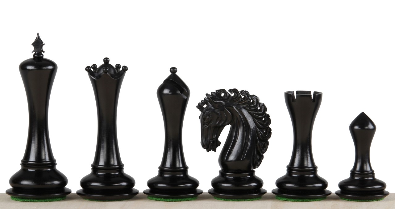 Détails élégants des pièces d'Échecs Empire Ébène 4,25" entièrement noires - Le Palais Des Echecs