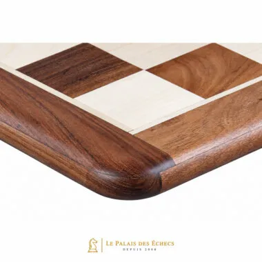 Détail du bord du plateau d'échecs en bois noble - Le Palais Des Echecs